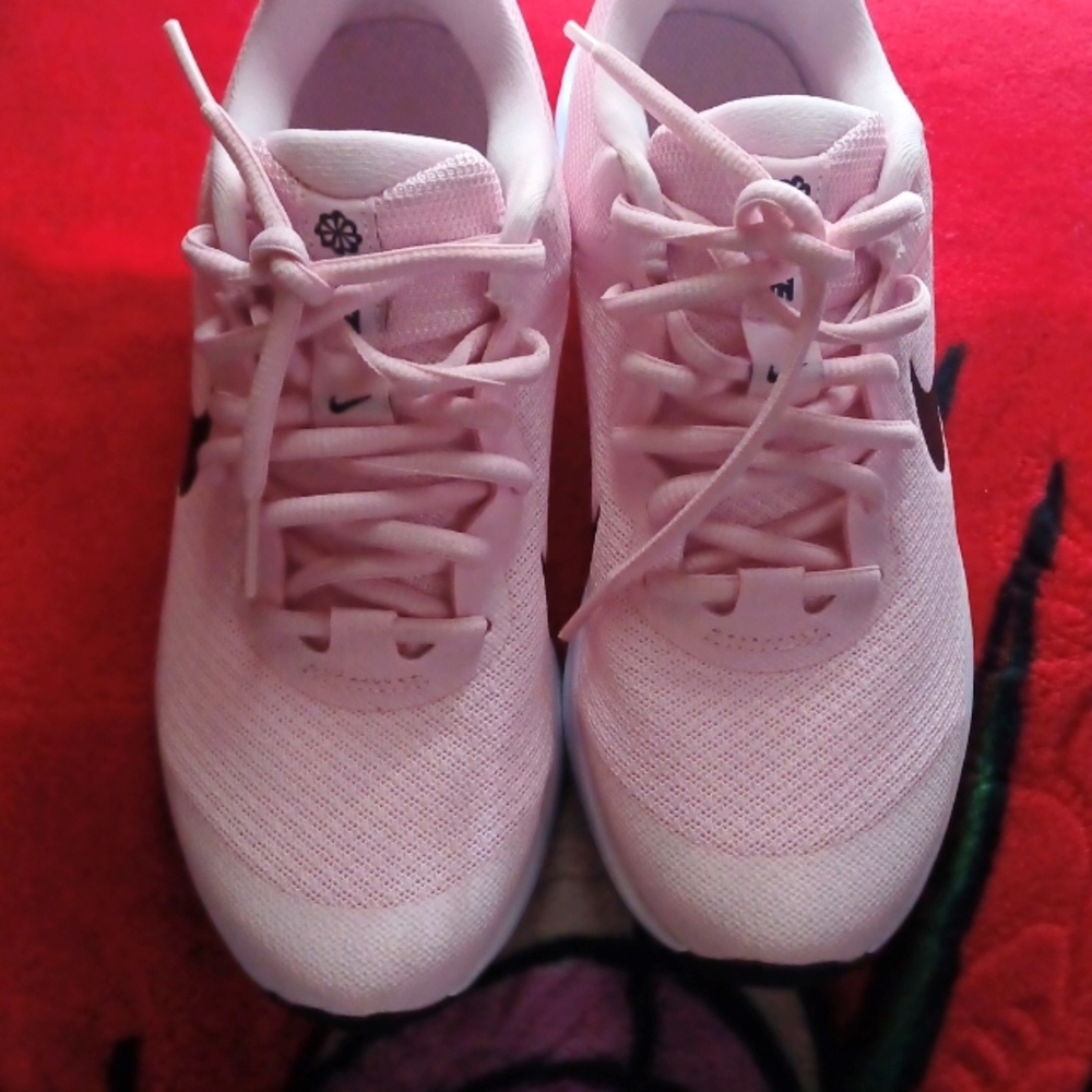 NIKE RUNNING SHOES - Picture 3 of 4